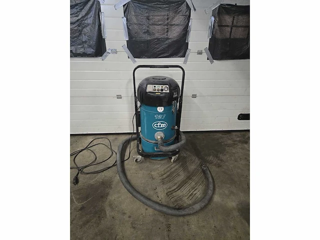 Cfm - 127 - industrial vacuum cleaner - afbeelding 1 van  5