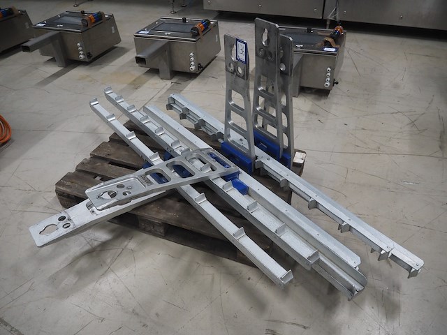 Cfs - afbeelding 50 van  56