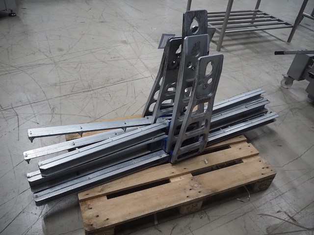 Cfs - afbeelding 31 van  56