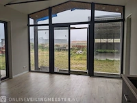 Chalet/ecolodge/mantelzorg remax woning, bruin/zwart - afbeelding 60 van  107