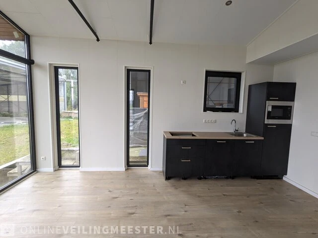 Chalet/ecolodge/mantelzorg remax woning, bruin/zwart - afbeelding 69 van  107