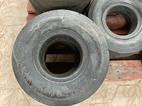 Challenger 18x7r8 heftruck band (9x) - afbeelding 3 van  4