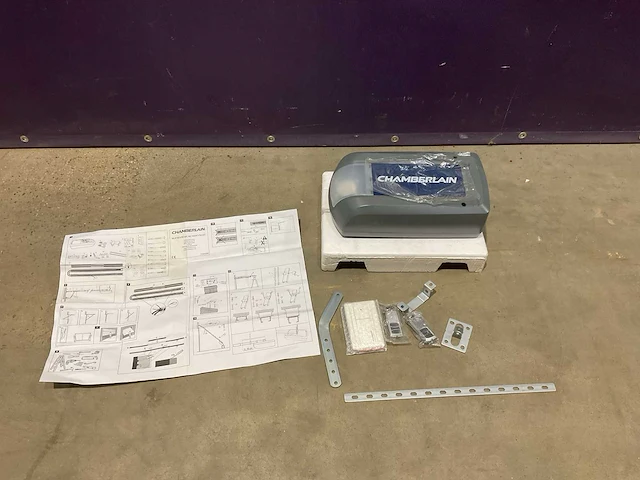 Chamberlain ml810ev garagedeur opener - afbeelding 1 van  2
