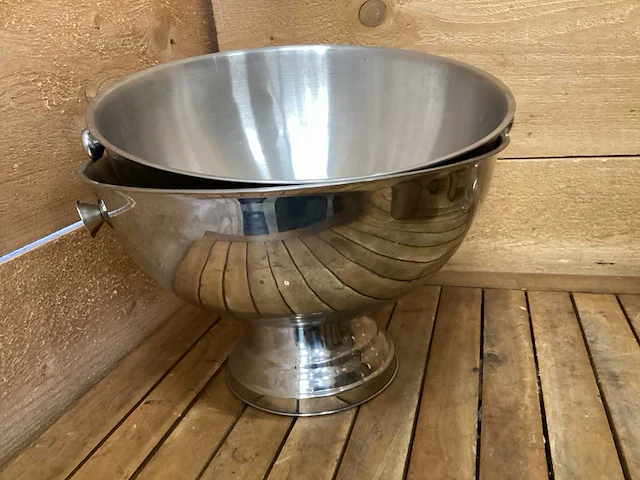 Champagne glazen met rvs koeler (85x) - afbeelding 5 van  5
