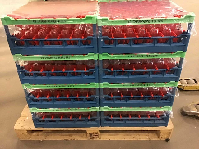 Champagneflutes 15 cl (392x) inclusief 8 korven - afbeelding 2 van  2