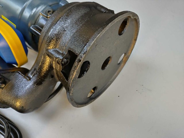 Champion - vuilwaterpomp - afbeelding 6 van  9