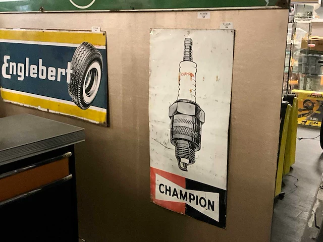 Champion reclamebord - afbeelding 1 van  2