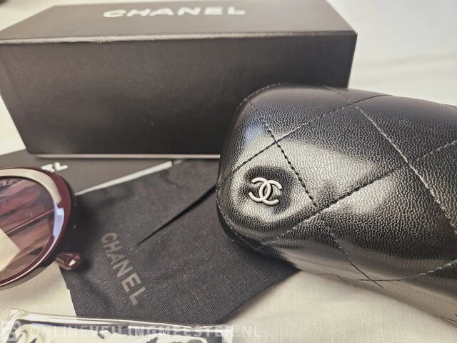 Chanel zonnebril - polarized - volledige set - afbeelding 6 van  8
