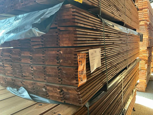Channelsiding bruin geïmpregneerd 3000x127x18mm (120x) - afbeelding 4 van  4