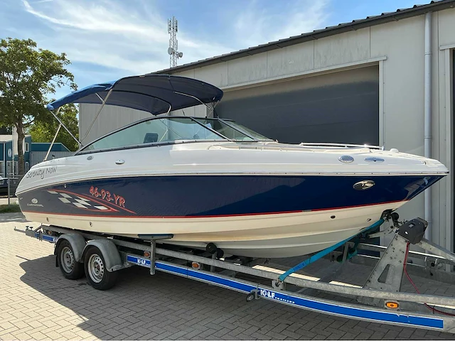 Chaparral 246 ssi speedboot met kalf trailer - afbeelding 4 van  57