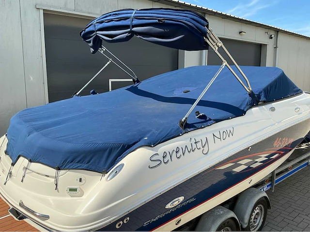 Chaparral 246 ssi speedboot met kalf trailer - afbeelding 10 van  57