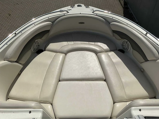 Chaparral 246 ssi speedboot met kalf trailer - afbeelding 20 van  57