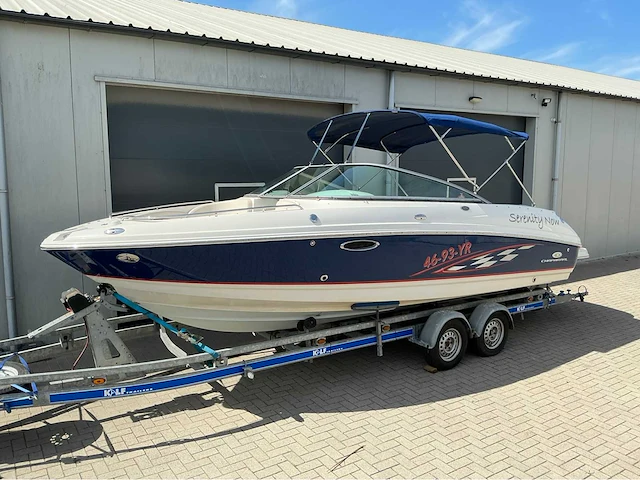 Chaparral 246 ssi speedboot met kalf trailer - afbeelding 12 van  57