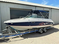 Chaparral 246 ssi speedboot met kalf trailer - afbeelding 12 van  57
