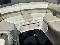 Chaparral 246 ssi speedboot met kalf trailer - afbeelding 24 van  57