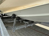 Chaparral 246 ssi speedboot met kalf trailer - afbeelding 49 van  57