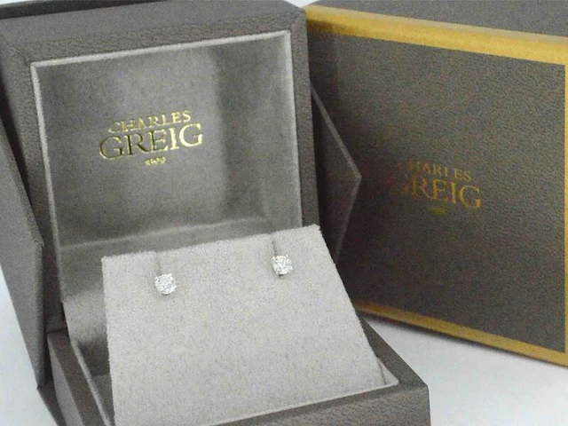 Charles greig - gouden solitair oorbellen met diamanten - afbeelding 3 van  9