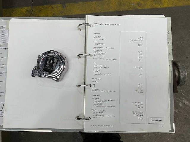 Charmilles - roboform 20 - die sinking edm machine - 1998 - afbeelding 5 van  13