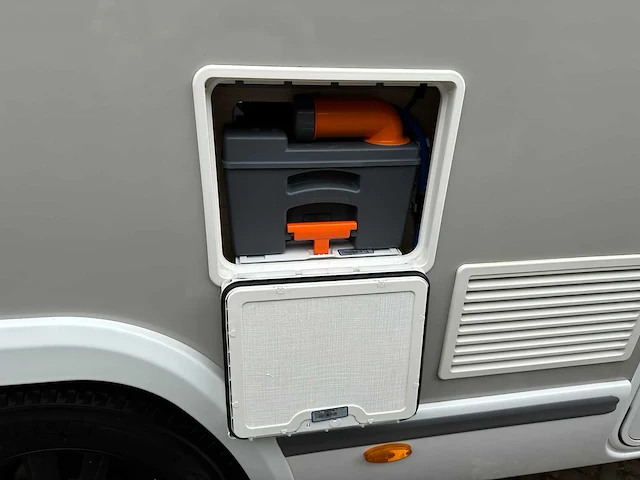 Chausson titanium vip 788 automaat 130pk 2021 camper - afbeelding 14 van  70