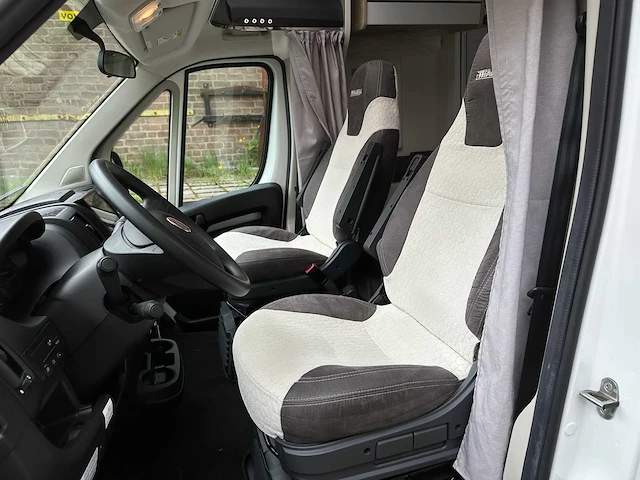 Chausson titanium vip 788 automaat 130pk 2021 camper - afbeelding 32 van  70