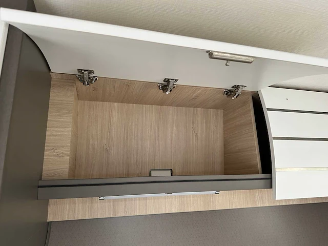Chausson titanium vip 788 automaat 130pk 2021 camper - afbeelding 40 van  70