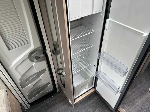 Chausson titanium vip 788 automaat 130pk 2021 camper - afbeelding 65 van  70