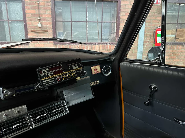 Checker marathon yellow cab 3.8 taxi 114pk 1982, j-267-hx - afbeelding 15 van  35