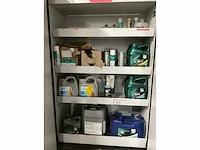 Chemie kast met olie - afbeelding 8 van  13