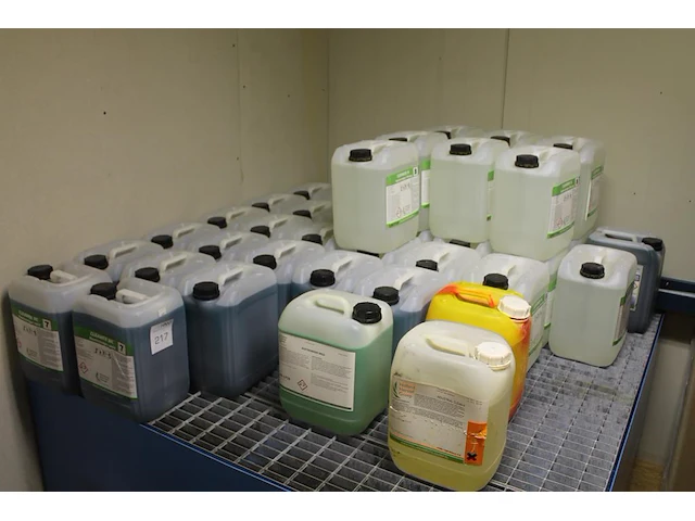 Chemieopvangbak bauer aw1000 146 x 146 x 62 cm 180 kg met maximale belastbaarheid 1900 kg. let op! exclusie... - afbeelding 1 van  4