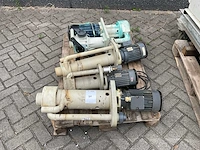 Chemiepomp divers (4x) - afbeelding 1 van  8