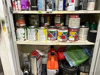 Chemie/verf kast - afbeelding 2 van  4