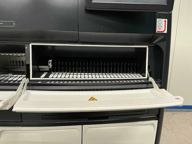 Chemiluminescence immunoassay analyzer - afbeelding 4 van  8