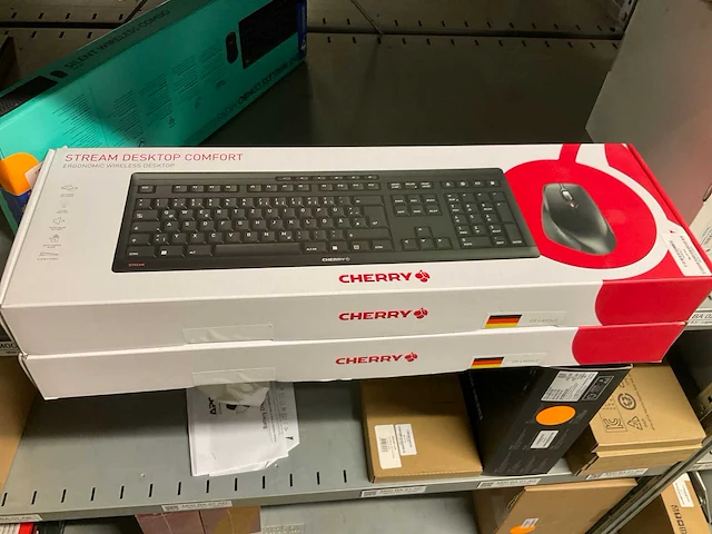 Cherry draadloos toetsenbord en muis - afbeelding 1 van  2