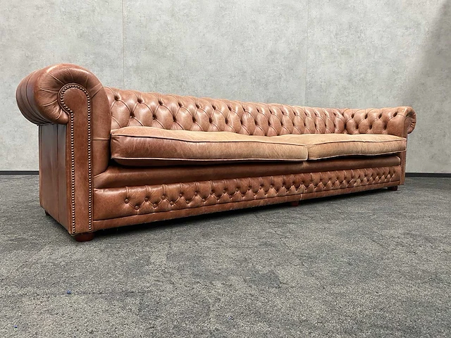 Chesterfield - xl design sofa - afbeelding 17 van  17