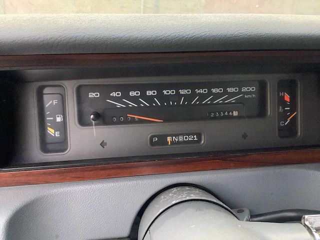 Chevrolet - 1992 - caprice - personenauto - afbeelding 8 van  19