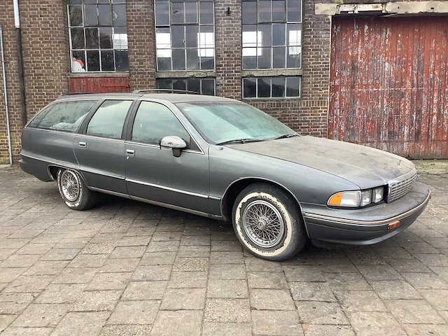Chevrolet - 1992 - caprice - personenauto - afbeelding 12 van  19