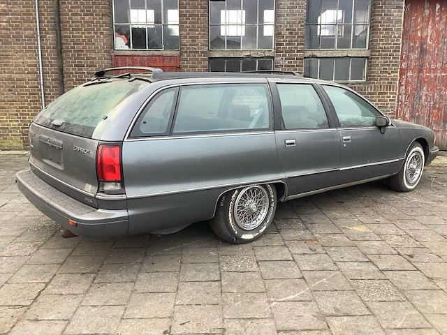 Chevrolet - 1992 - caprice - personenauto - afbeelding 13 van  19