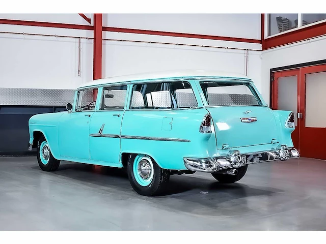 Chevrolet - bel air 4 door wagon 235ci i6 (blue flame) - 1955 - afbeelding 32 van  98