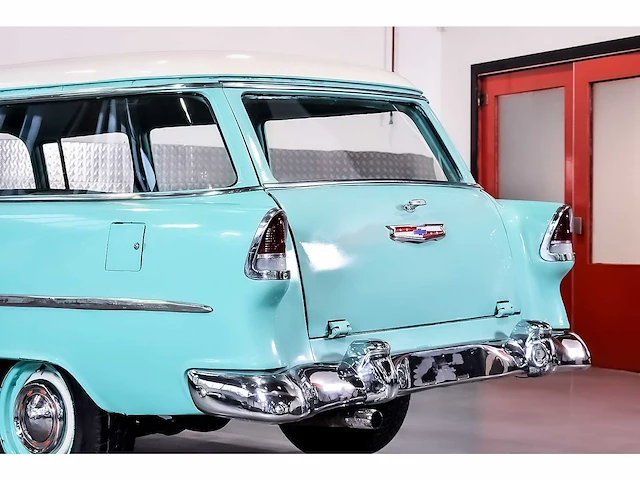 Chevrolet - bel air 4 door wagon 235ci i6 (blue flame) - 1955 - afbeelding 43 van  98
