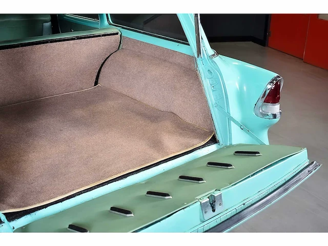 Chevrolet - bel air 4 door wagon 235ci i6 (blue flame) - 1955 - afbeelding 77 van  98