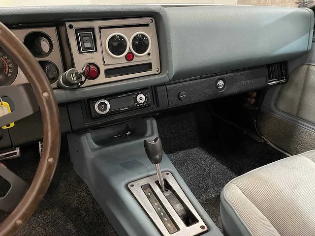 Chevrolet - camaro - oldtimer - 1979 - afbeelding 11 van  29