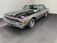 Chevrolet - caprice 5.7 v8 -oldtimer -1977 - afbeelding 12 van  27