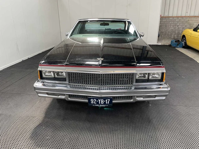 Chevrolet - caprice 5.7 v8 -oldtimer -1977 - afbeelding 22 van  27
