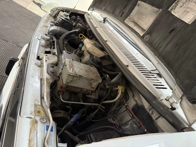 Chevrolet - chevy van 30 - v8 - diesel bedrijfswagen - 1996 - afbeelding 20 van  33
