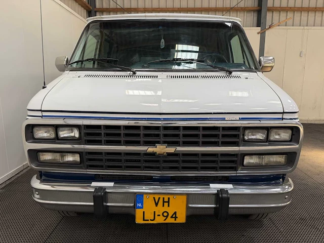 Chevrolet - chevy van 30 - v8 - diesel bedrijfswagen - 1996 - afbeelding 31 van  33