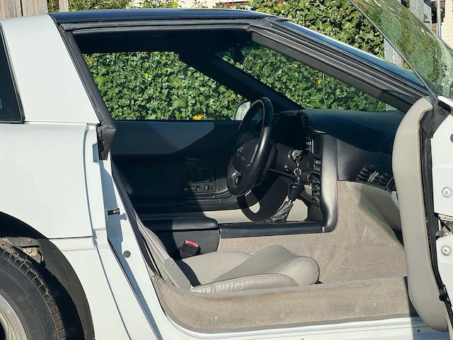 Chevrolet - corvette - 1995 - usa - afbeelding 9 van  12