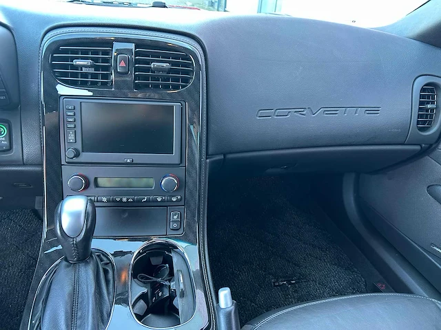 Chevrolet - corvette - 6.2 v8 - cabrio - 2011 - afbeelding 13 van  24