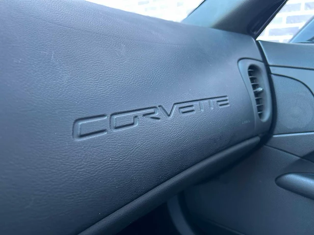 Chevrolet - corvette - 6.2 v8 - cabrio - 2011 - afbeelding 14 van  24