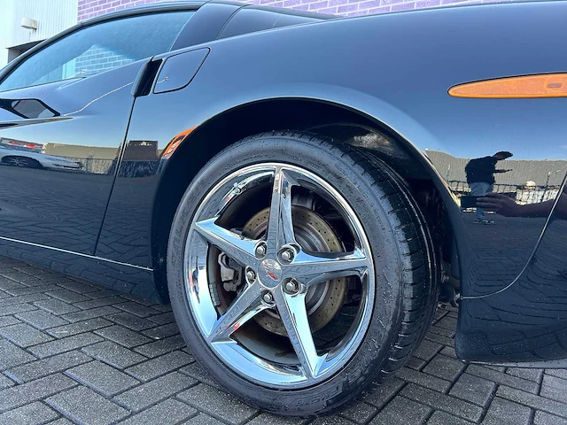 Chevrolet - corvette - 6.2 v8 - cabrio - 2011 - afbeelding 24 van  24