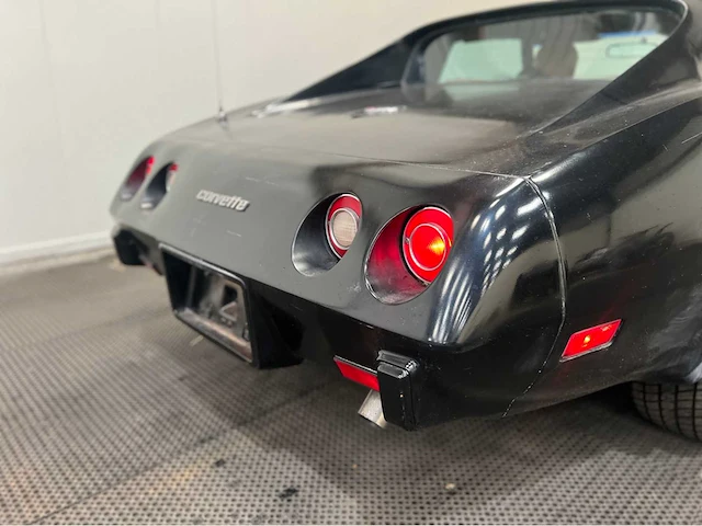 Chevrolet - corvette - c3 l82 - oldtimer - 1977 - afbeelding 10 van  33